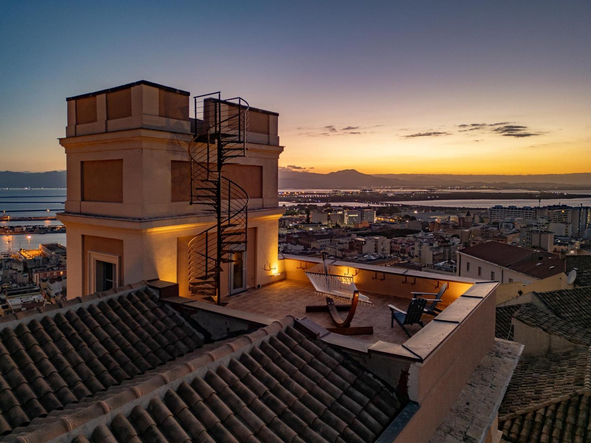 Palazzo Boyl 1840 Hotel Cagliari Eksteriør billede