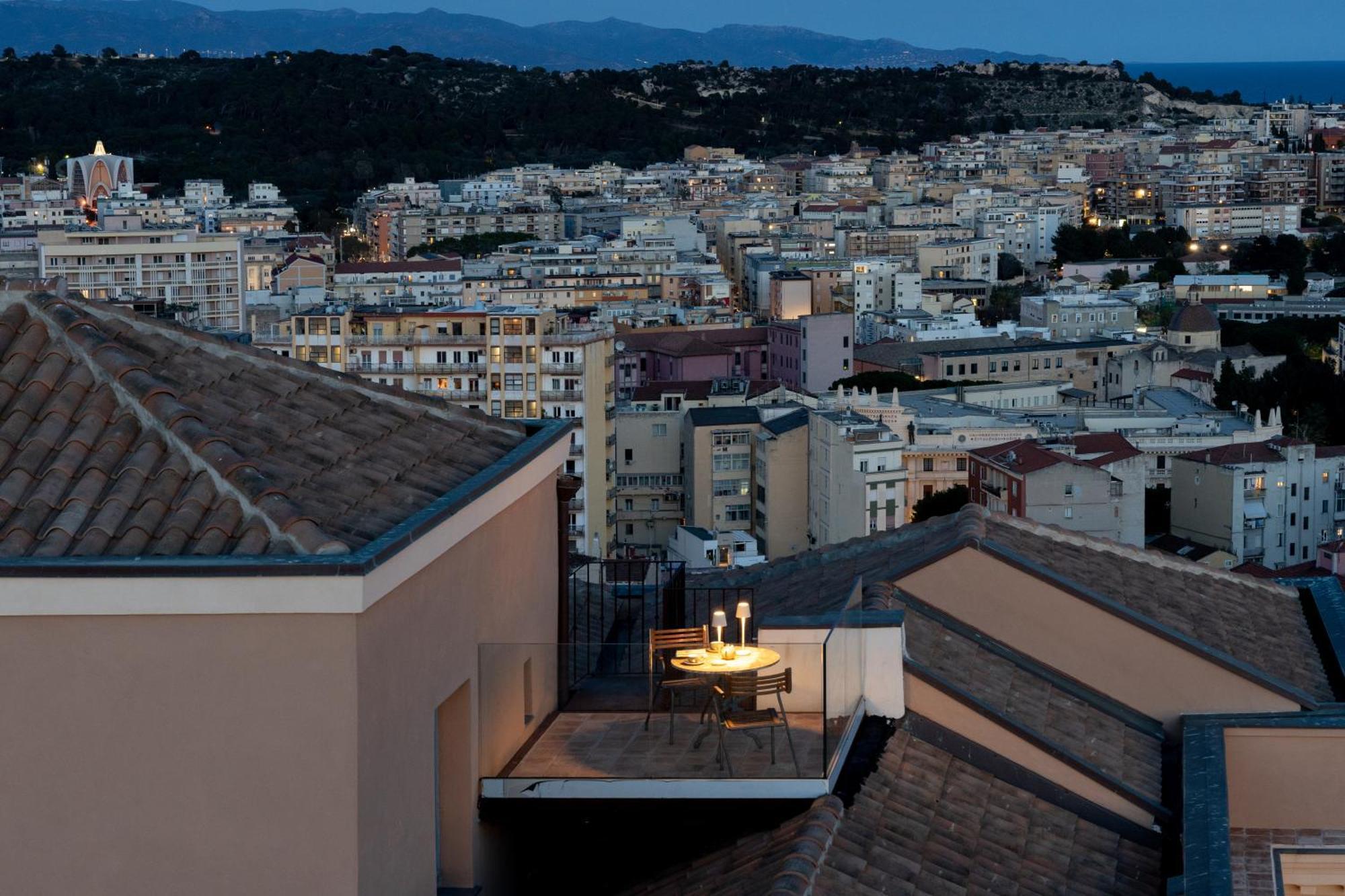 Palazzo Boyl 1840 Hotel Cagliari Eksteriør billede